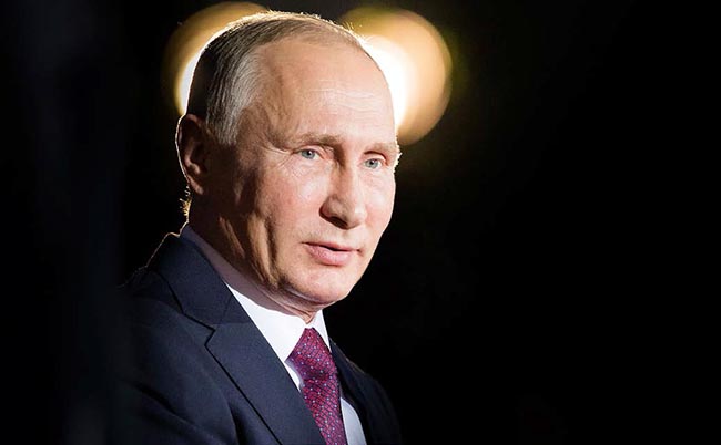 Vladimir Putin Congratulates Donald Trump on Victory